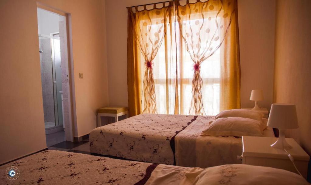 Kolina D'Sol Bed & Breakfast Ponta Do Sol Exterior photo
